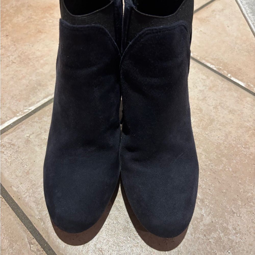 Geox Navy Suede Booties NEW Size 38